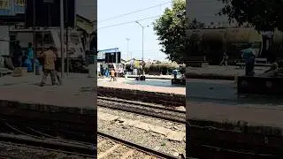 destination Howrah junction passing express train dankuni junction 🙋🧑&zwj;🚒#shorts #shortsfeed #viral