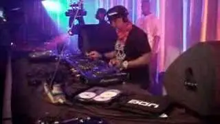 Rishi Romero playing his new official remix of Krumping