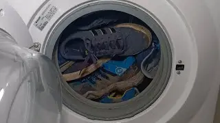 Very dirty sneakers/shoes in synthetic cold program. Arçelik 5083 Washing Machine. Full Cycle.