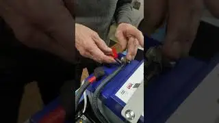DIYvan's Hein Show You How to Protect Your Battery Terminals