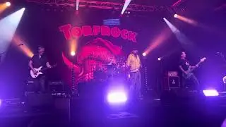 Torfrock- &bdquo;Die Bagaluten-Band&ldquo; Bagaluten Wiehnacht 2023 Aurich