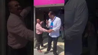 The Great Khali is too tall for airport security