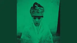 7 Shaltaat (feat. Lobna Noomen)