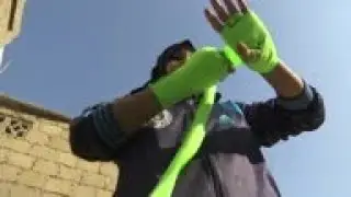 Pakistani girl fights to earn respect as a boxer