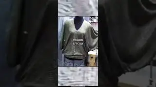 Дано 2 платья маленького размера