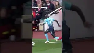 #youtubeshorts #football #premierleague #epl #ytshorts #fail #redcard