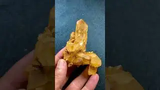 Golden Quartz || #short #shortvideo #gemstone #quartz #shorts