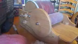 Blending different fibres together on a drum carder PT1