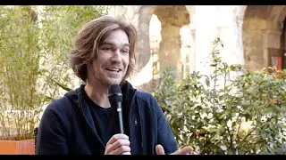 MERCREDI CULTURE - Amaury Vassili : dix ans de carrière résumés sur scène
