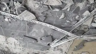 How to remove tiles from concrete floor  with small makita tool please subscribe:)