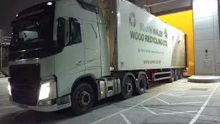 Walking Floor Transport | Just Another Day at the Office