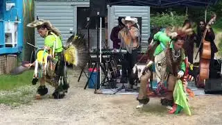 Friends on stage- the band Jam. &ldquo;Freak&rdquo;Drew Clingan copyright original!!!