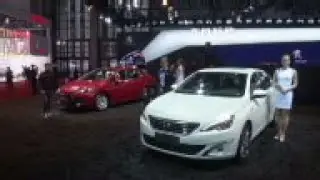China bans sexy models from Shanghai Auto Show