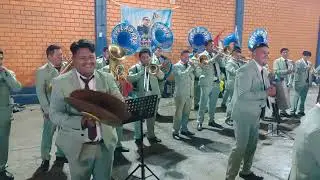 Gran banda FILARMÓNICA STAR SILLAPATA // Mix si te vuelves a enamorar 2025