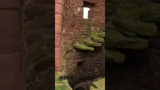ЗАБРОШЕННЫЙ шотландский замок XVI века 🏴󠁧󠁢󠁳󠁣󠁴󠁿 Затерян в диких землях