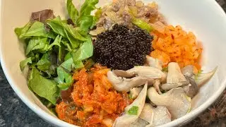 Super Easy Tobiko Rice Bowl