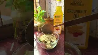 #onionpakora #freshinthebox #groundnutoil #woodpressedoil #crispypakora #satisfyingfood #guwahati