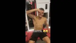 Lingard films his team mates doing the JLingzChallenge