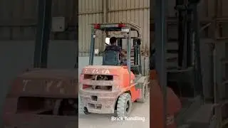 Brick handling #forklift