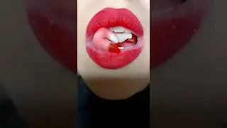 ASMR EATING SATISFYING CANDY VAMPIRE TOOTH 🧛&zwj;♀️  #halloween #asmr #shorts