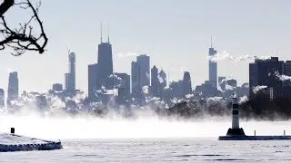 'It's ridiculous out here': People brave -29C in Chicago