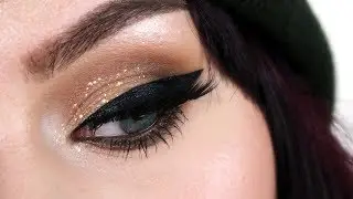 Quick Inspo &bull; Broken Gold Glitter