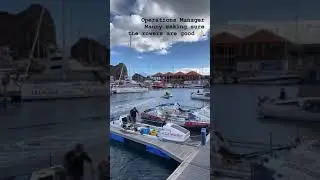 De start 1 / Atlantic Dutchesses roeien de Atlantische oceaan over