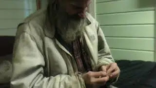 How to hand-roll a cigarette Too-Tall | David Glenn