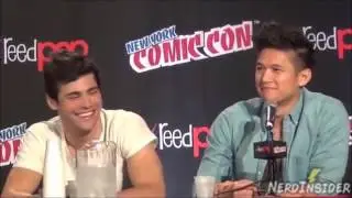 Shadowhunters panel filmed by NerdInsider