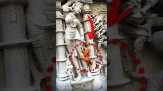 What's going on here?🤯😳 #shorts #monkey #ranikivav #ancient #temple #carving #india #ytshorts #hindu