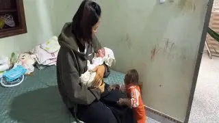 CUTIS - CUTIS & baby monkey go market, do special thing to take care of sick Dad .