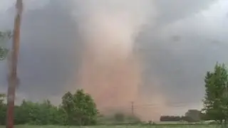 Attica, Kansas tornado and large hail - May 12, 2004