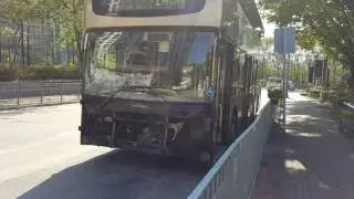 九巴243M與的士在青衣細山路相撞現場 (2017/02/15)