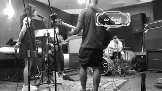 @rachelplaysbass ft. Stand Up Stacy : Cover Song : Aint No Sunshine : Bill Withers