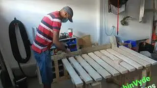 DIY Garden Gate from Wooden Pallets