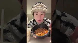หวังอี้จวิ้น กินอิ่มแล้วร้องเพลง ช่วงสุดท้ายเปิดGot7 ยาวๆ Live 15.01.26