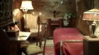 Nicole [hoopz] Alexander visits Al Capone Cell