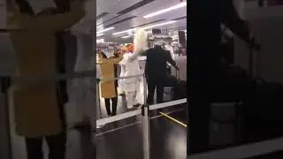 Respect of sri guru granth sahib g on airport