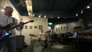 マグマトロン-1 20251030 cafe FLYING TEAPOT
