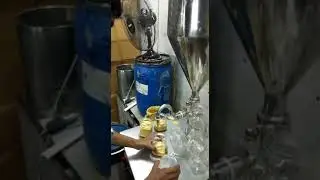 Semiautomatic Piston filler cream filler machine Paste filler machine Face pack cream filling