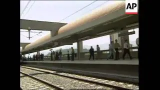 COLOMBIA: NEW METRO SYSTEM OPENS IN CITY OF MEDELLIN