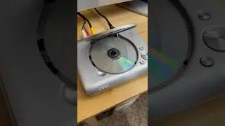 Mini DVD player action