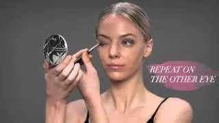 MIMI Makeup How-To: The Smoky Eye