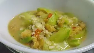 Petola Masak Bebola Ikan (Luffa with Fish balls)