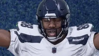 NOOO! Bees MAKES A BLOOPER PLAY ON THE KICKOFF! Madden 18 Ultimate Team Squads Gameplay