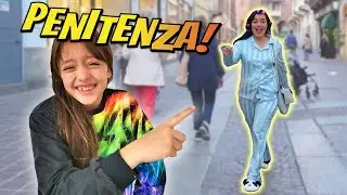 PENITENZA IMBARAZZANTE! Sofi obbliga mamma Moni ad andare in giro in Pigiama in pubblico