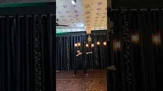 Dhak Dhak Krne Lga 😍 #dance #trending #viral #shortsdance #shorts #youtubeshorts