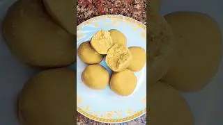 బందరు లడ్డు అంటే ఎంతమందికి ఇష్టం| Bandar laddu | thokkudu laddu | besan laddu #shorts #foodie