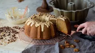How to Make a Pumpkin Bundt Cake