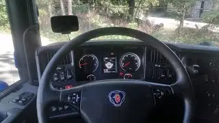 2015 SCANIA R520 V8 | start-up and engine sound